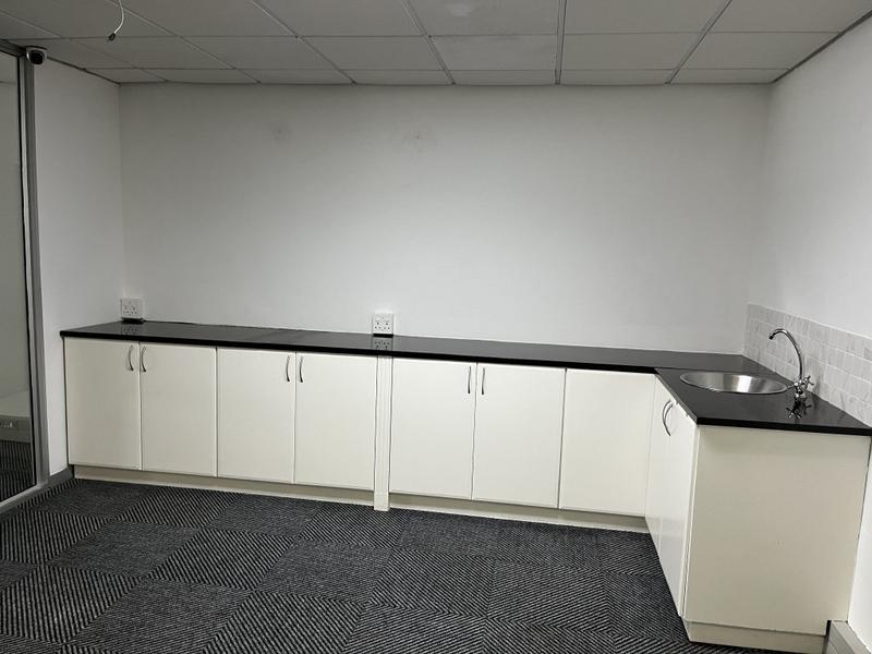 To Let Commercial Property for Rent in Montague Gardens Western Cape